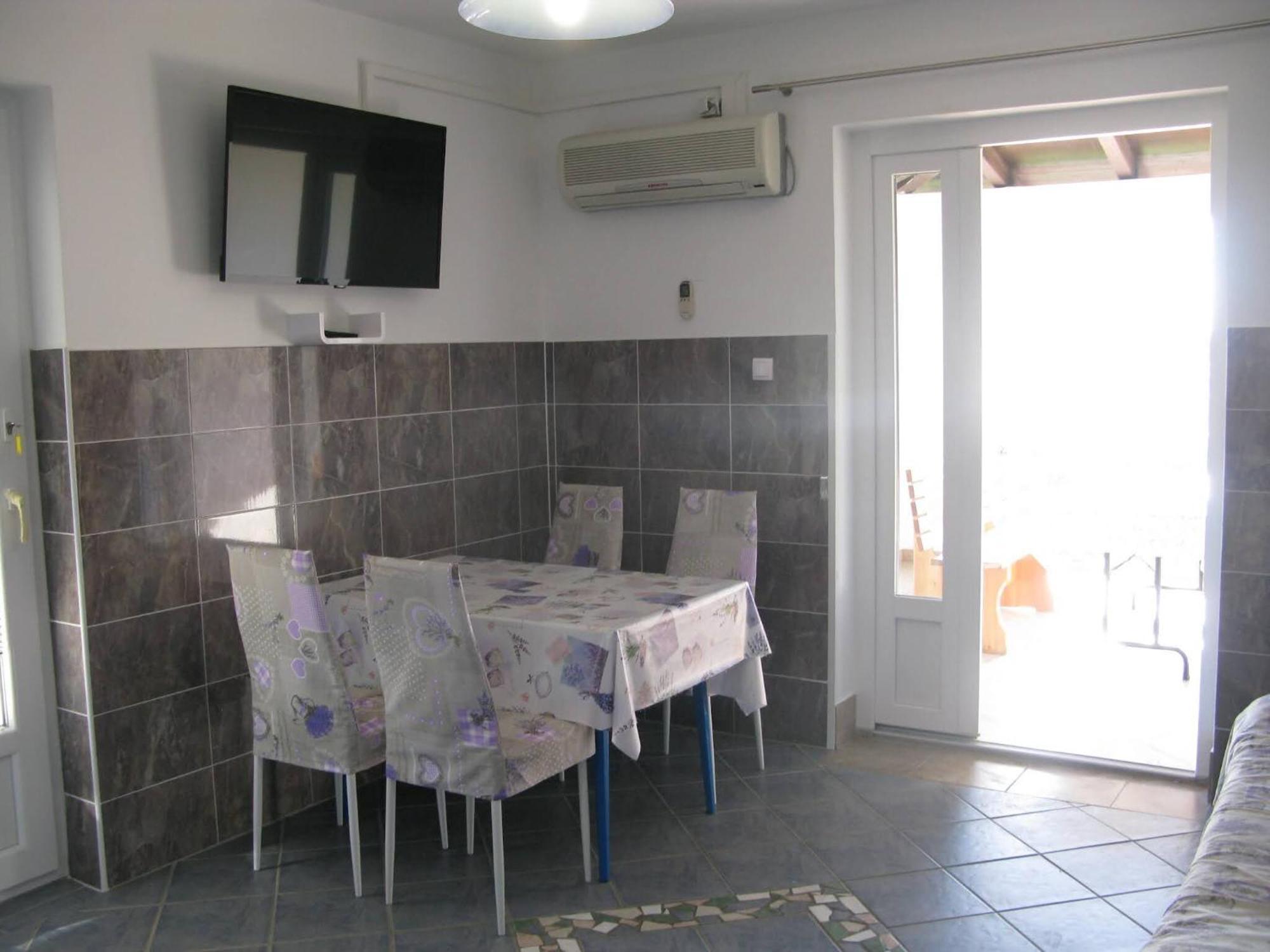 Grga - 300m To The Sea Apartment