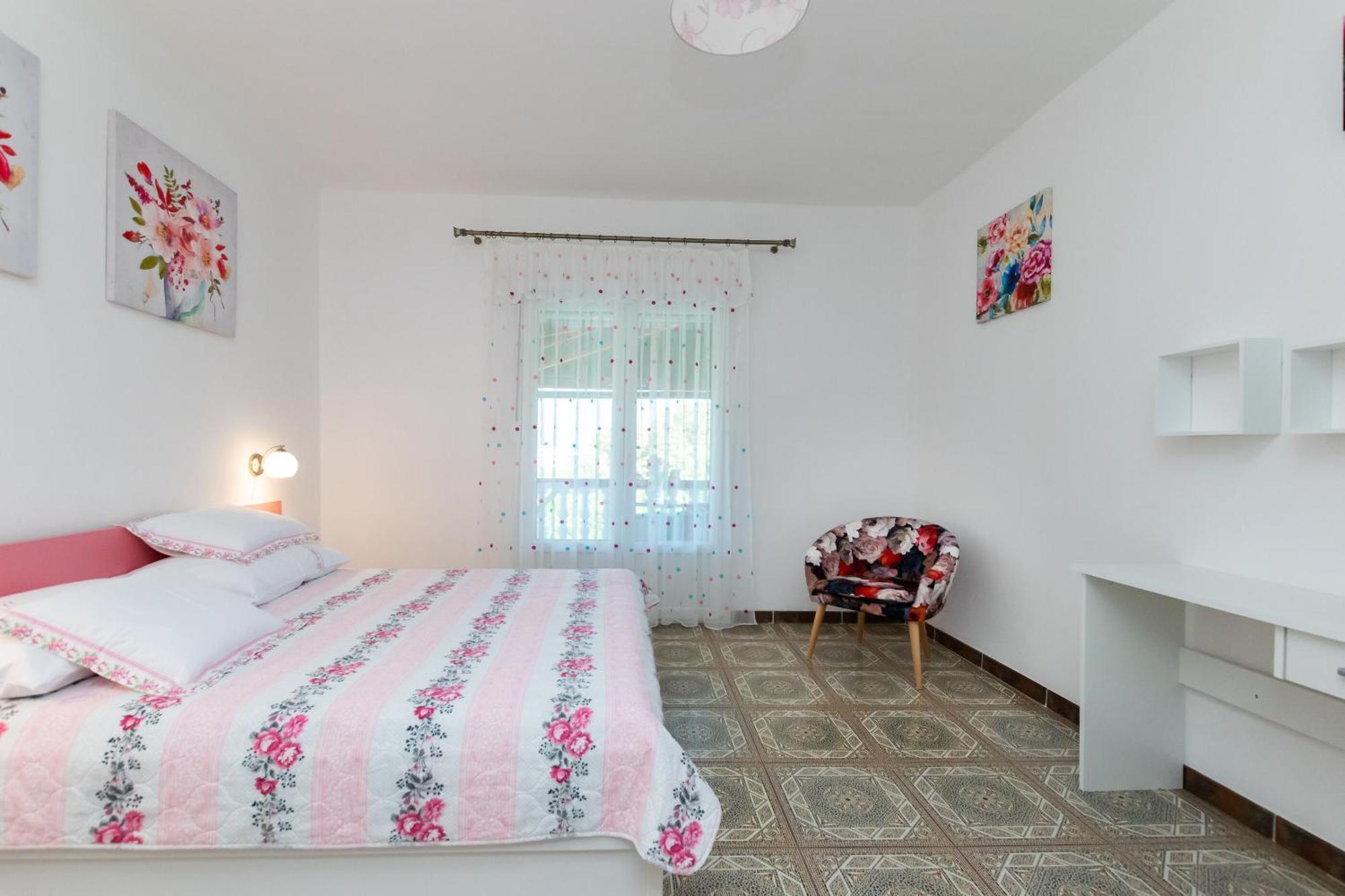 Apartment Grga - 300m To The Sea *