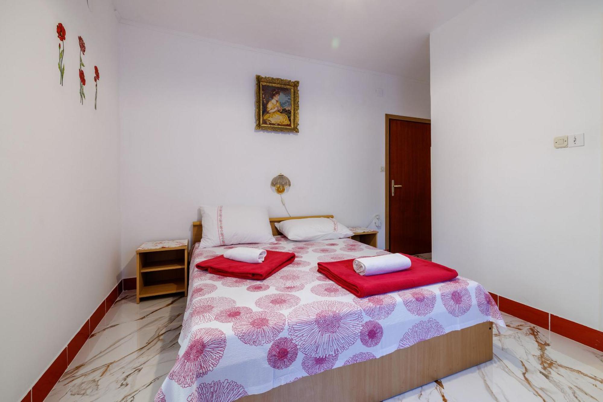 Grga - 300m To The Sea Apartment