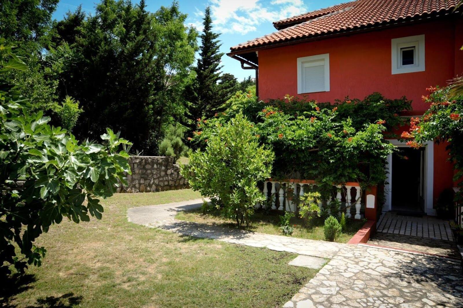 Apartment Grga - 300m To The Sea Lopar