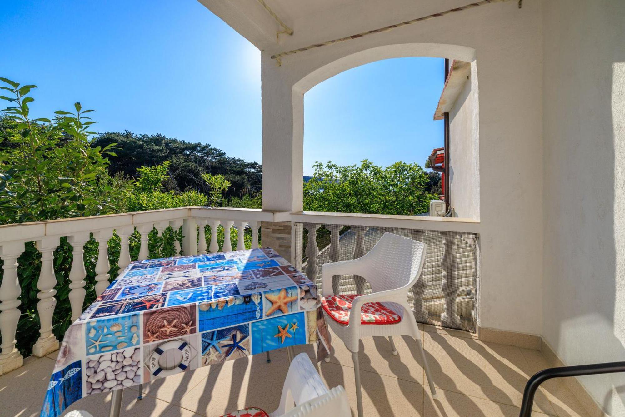 Apartment Grga - 300m To The Sea Lopar