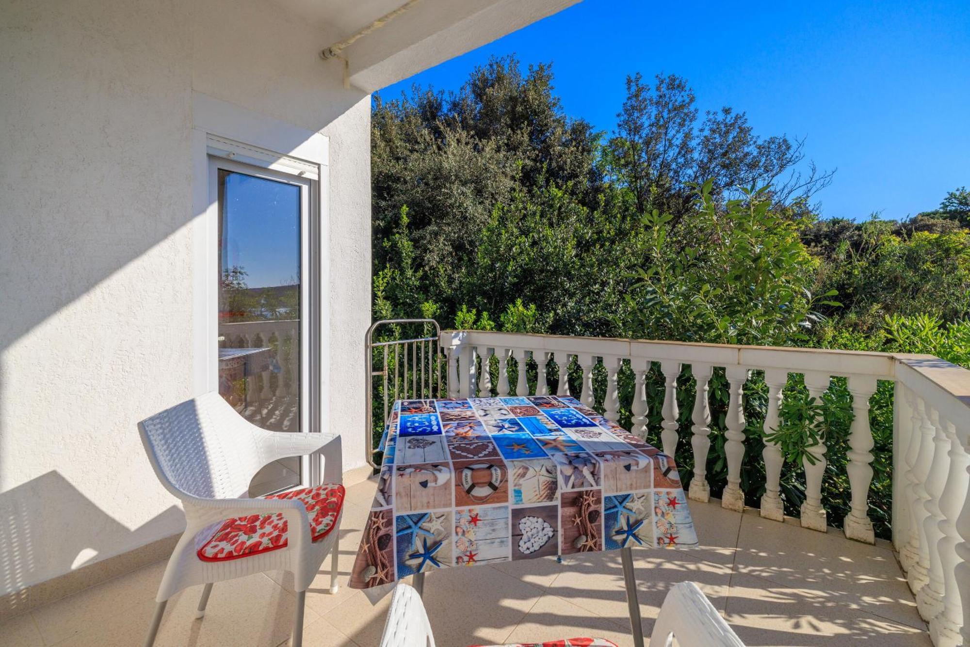 Apartment Grga - 300m To The Sea *